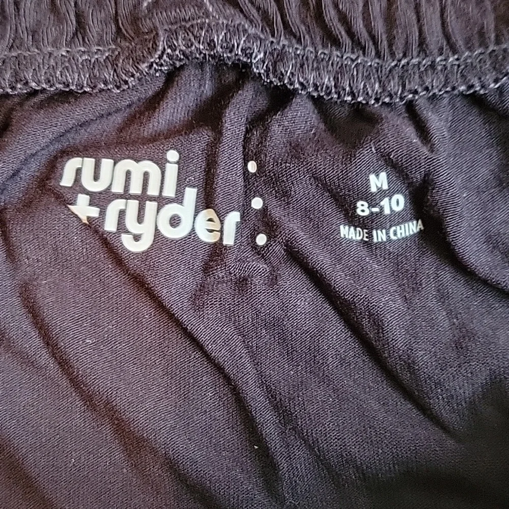 NWT rumi + ryder Girls Black Open Shoulder Black Unicorn Dress Size 8/10…